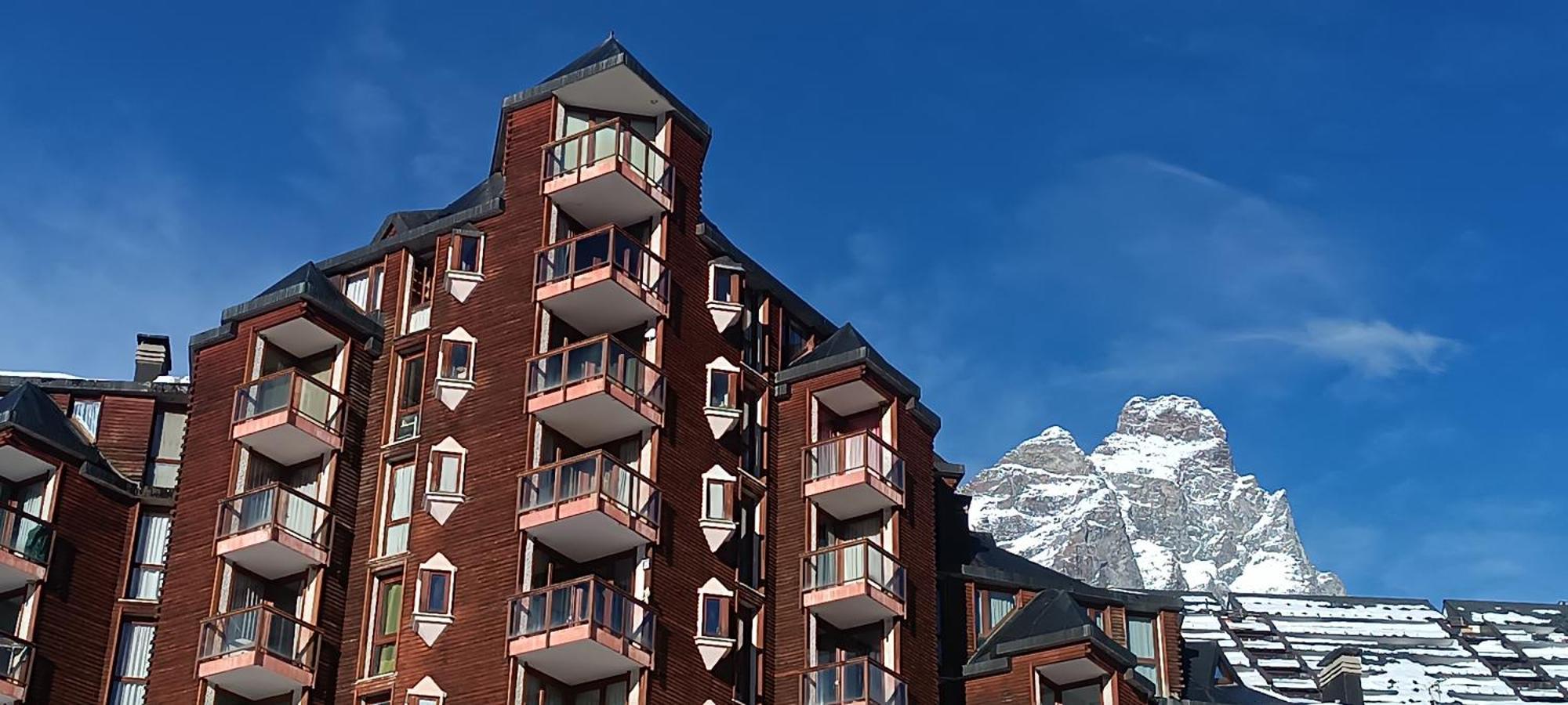 Giomein Sporting RED HOUSE Breuil-Cervinia Exterior foto